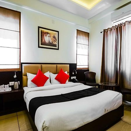 Capital O 35703 Hotel Sarovar Grand Udaipur Dış mekan fotoğraf